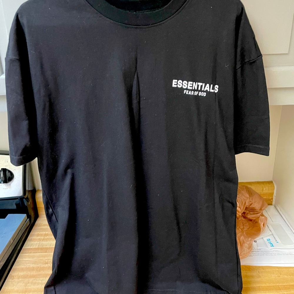 Fear of God essential Fog box Tee